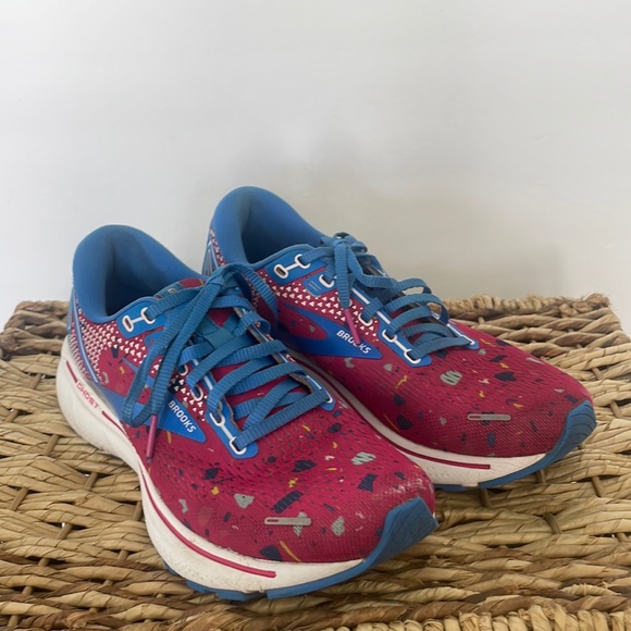 Brooks Shoes - Brooks Ghost 14 Running Shoes Blue & Pink Graffiti Size 7.5